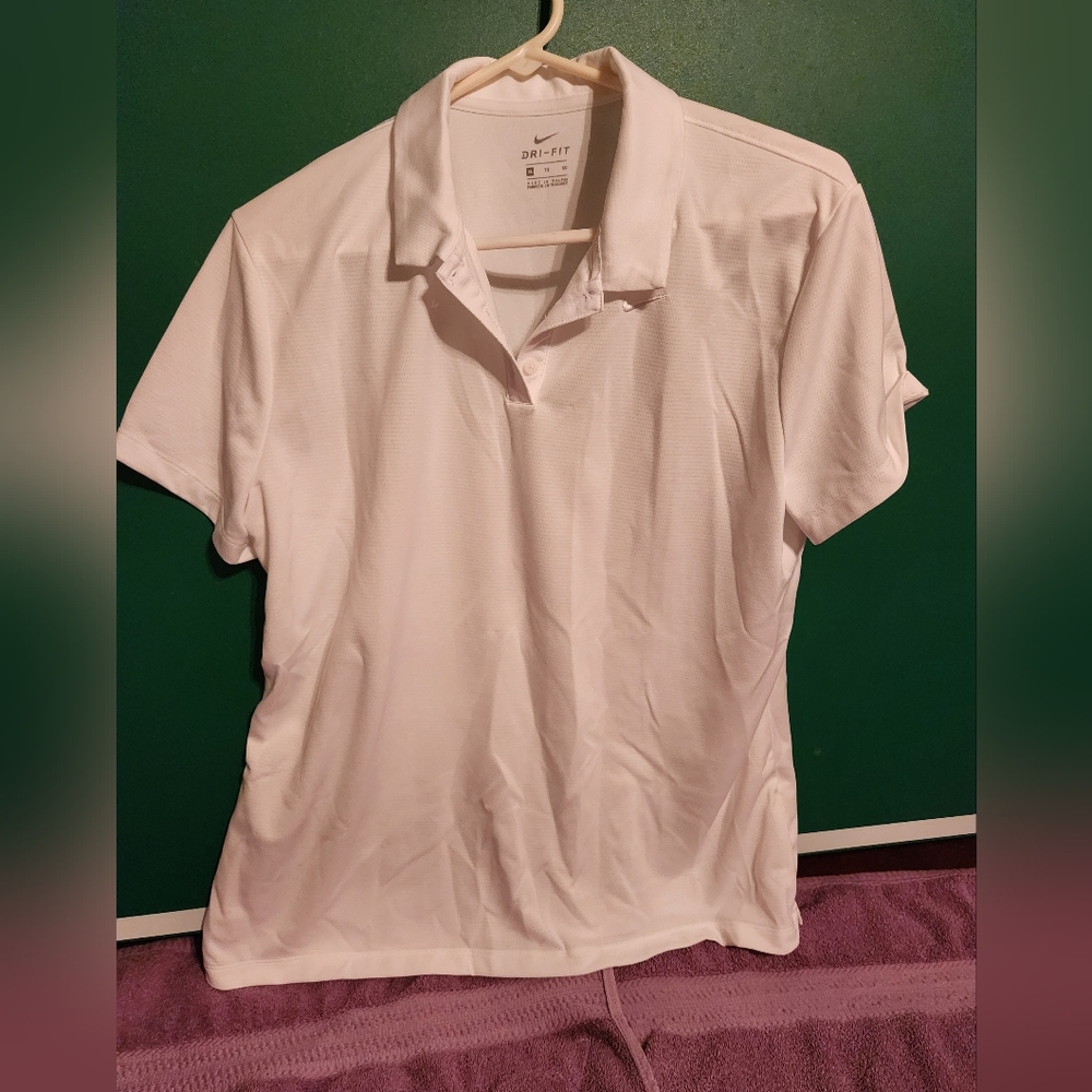 Nike golf shirt
